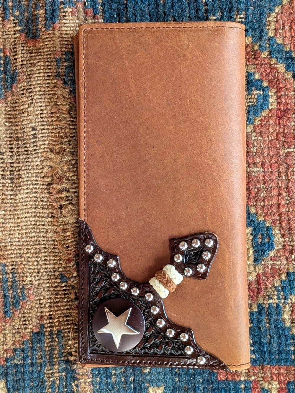 Leather Star Accent Key & Card Holder Wallet - Brown